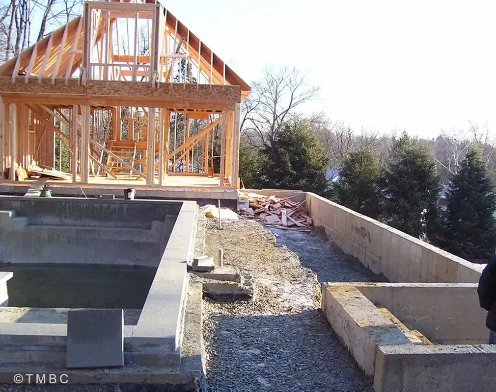Custom carpentry, garden structure, gate, gazebo, or pergola detail image 43
